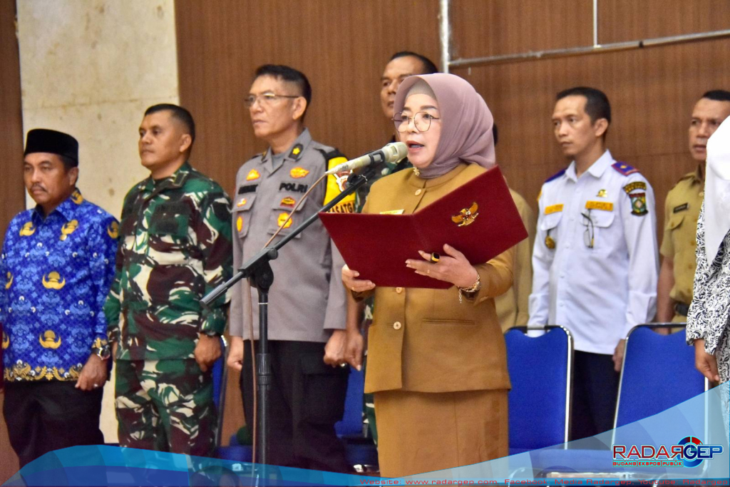 Berjalan Khidmat, Pj Sekda Kampar Jadi Pembina Apel Hari Ibu Ke 96 Tahun 2024